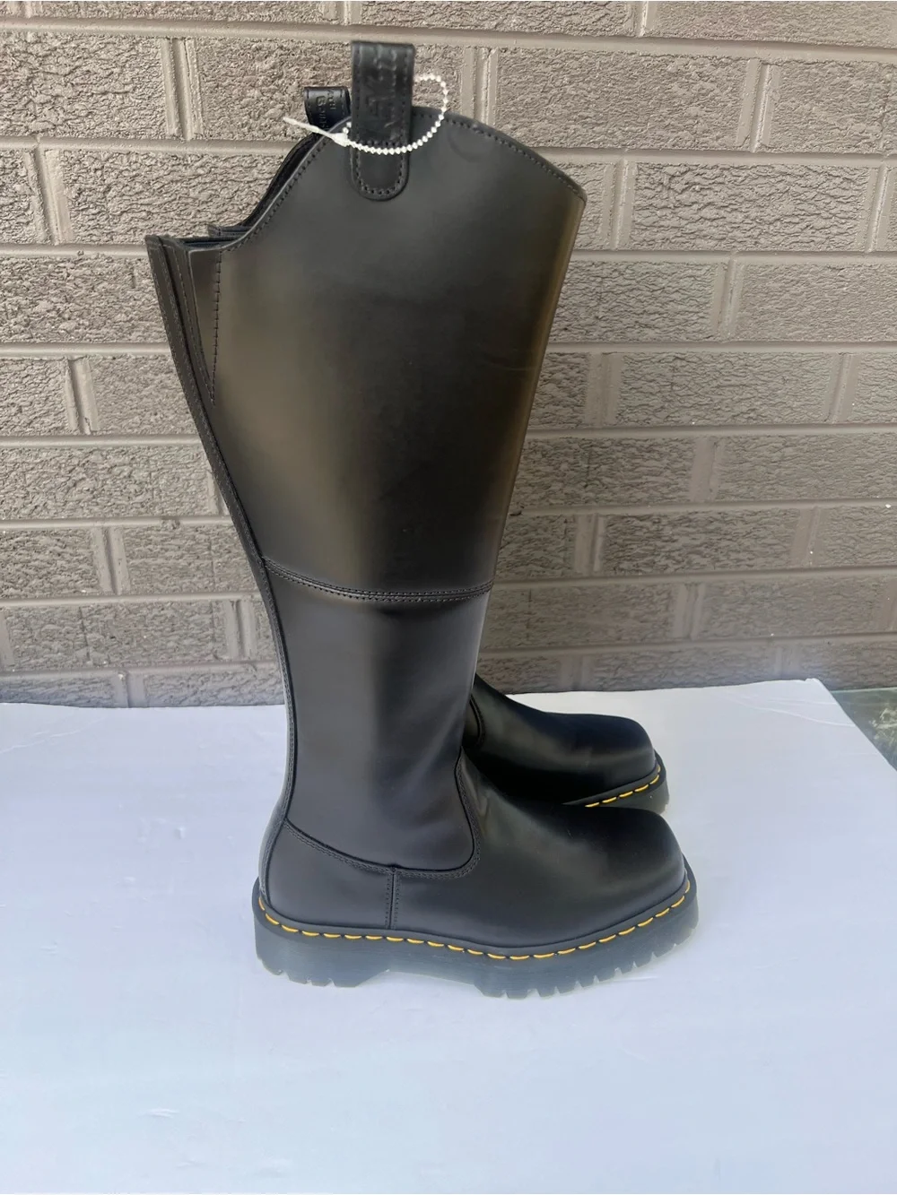 Dr. Martens Amaayah Black Knee high Leather Boots New Sz 8 Women